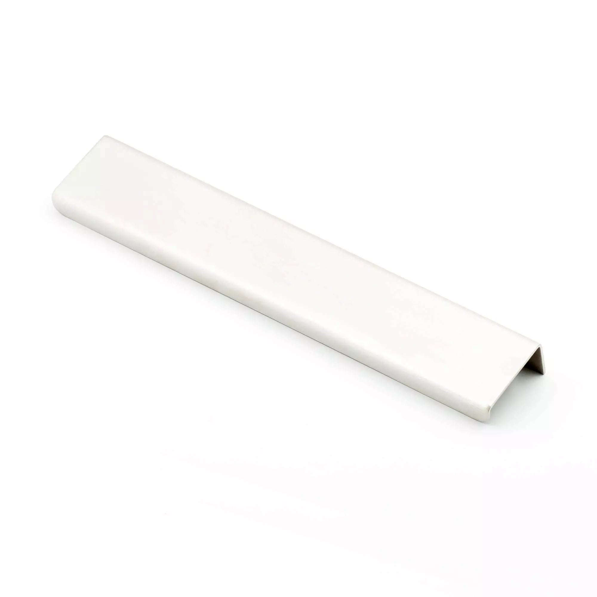 The Ledge Lip Pull by Castella