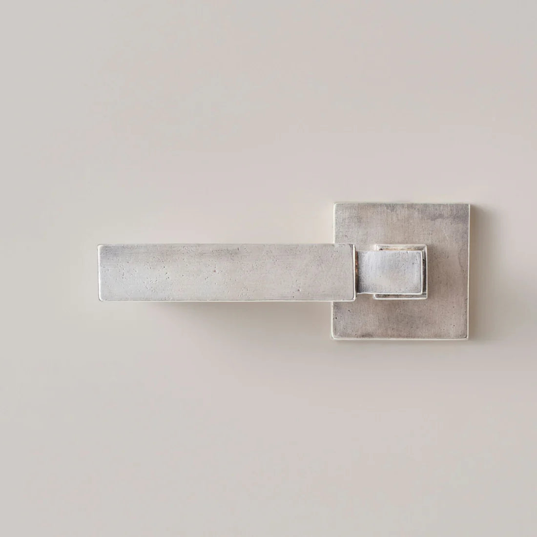 Cast Prism Bronze Lever (Pair) by Castella