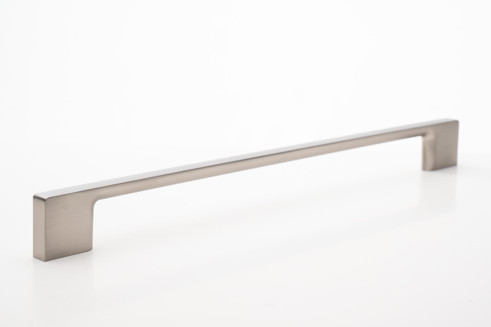 The Edge Appliance Pull in Smooth Nickel By Havolka