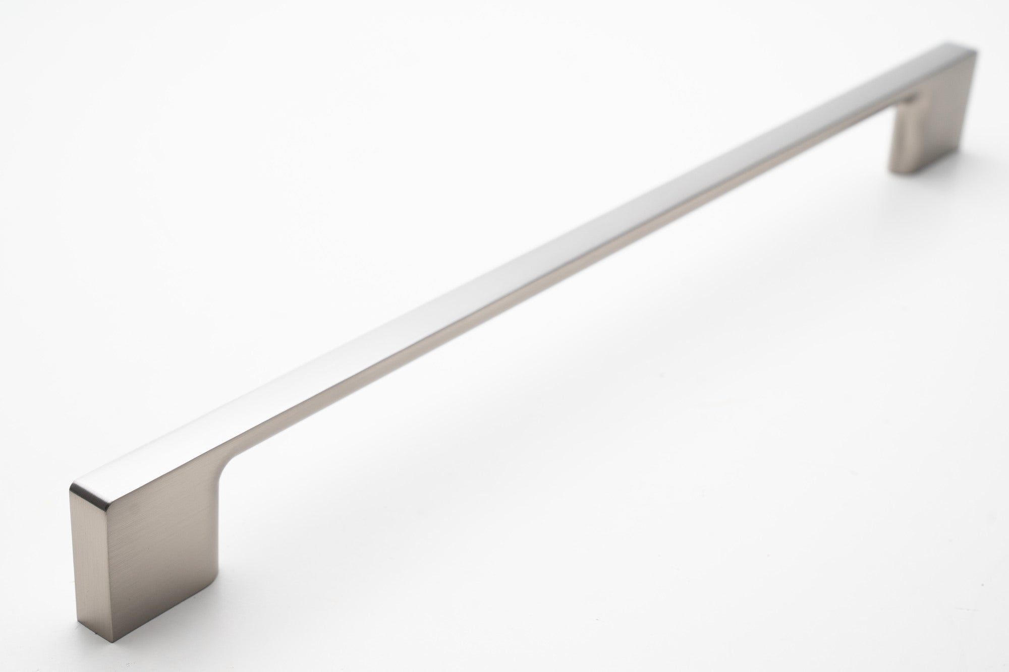 The Edge Appliance Pull in Smooth Nickel By Havolka