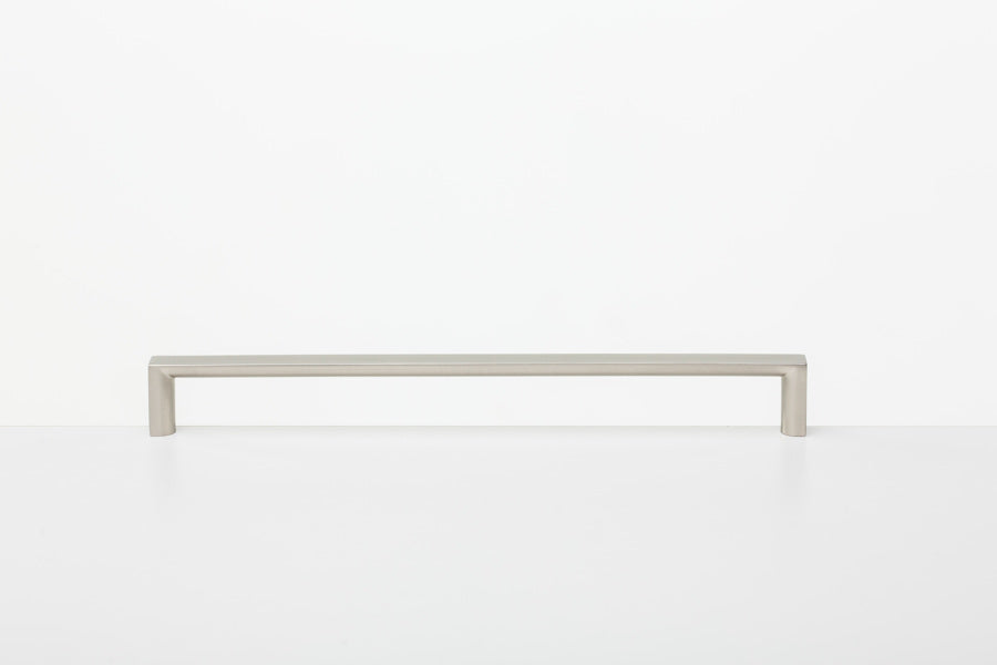 The Linear Cabinet Handle – Smooth Nickel