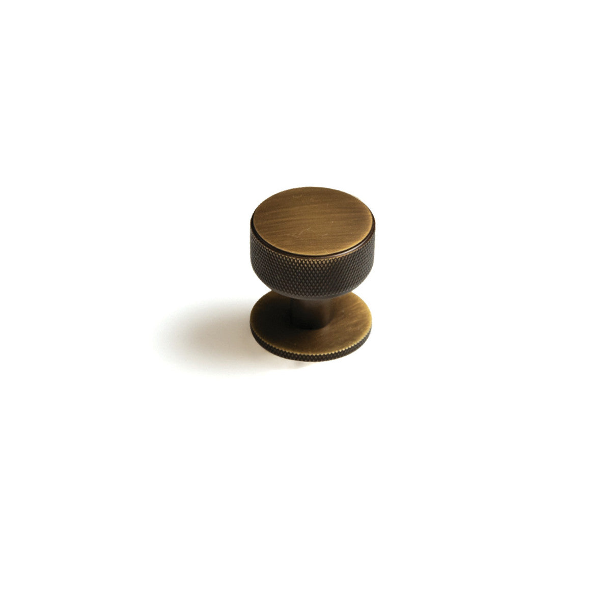 The Belgravia Knurled Round Knob By Momo