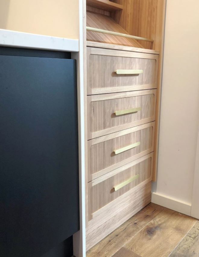 Brushed Brass Oval Profile Cabinet Pull - Imogen - Manovella