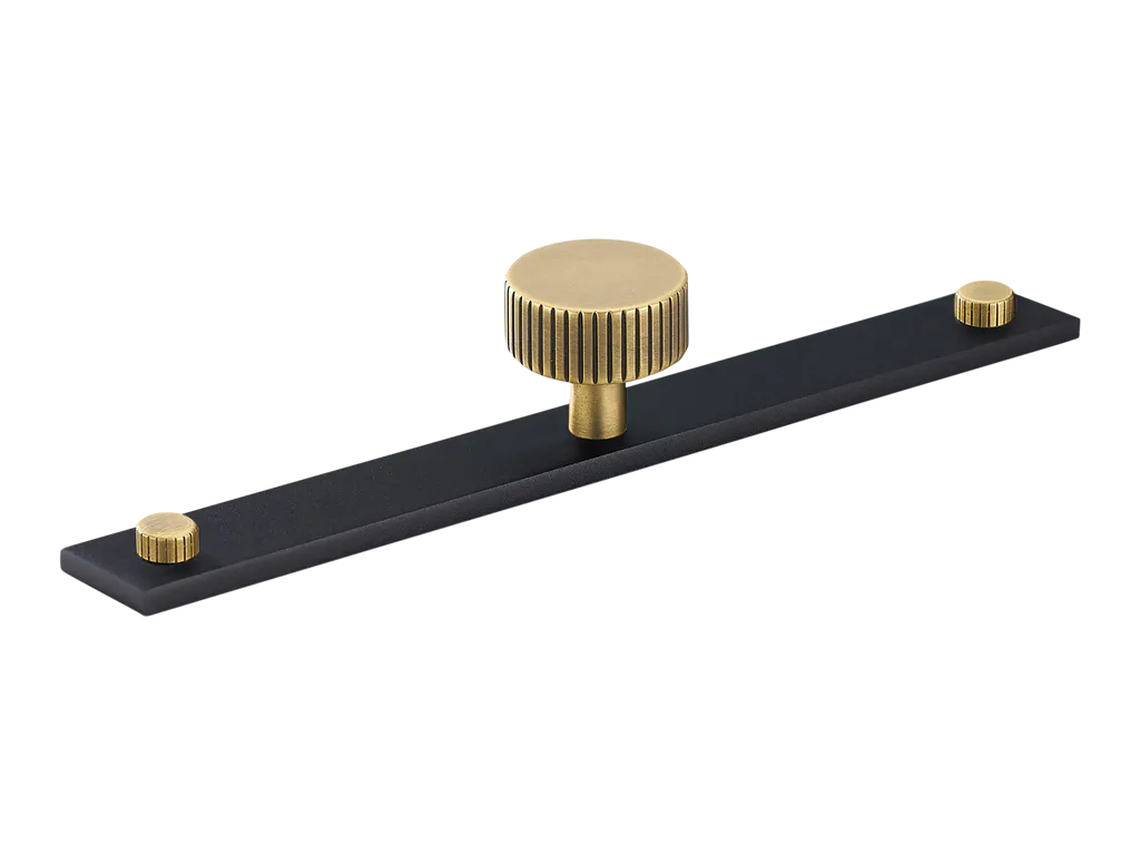 MIX Straight Knurled Cabinet Knob & Backplate - Mixed Finish By Armac Martin