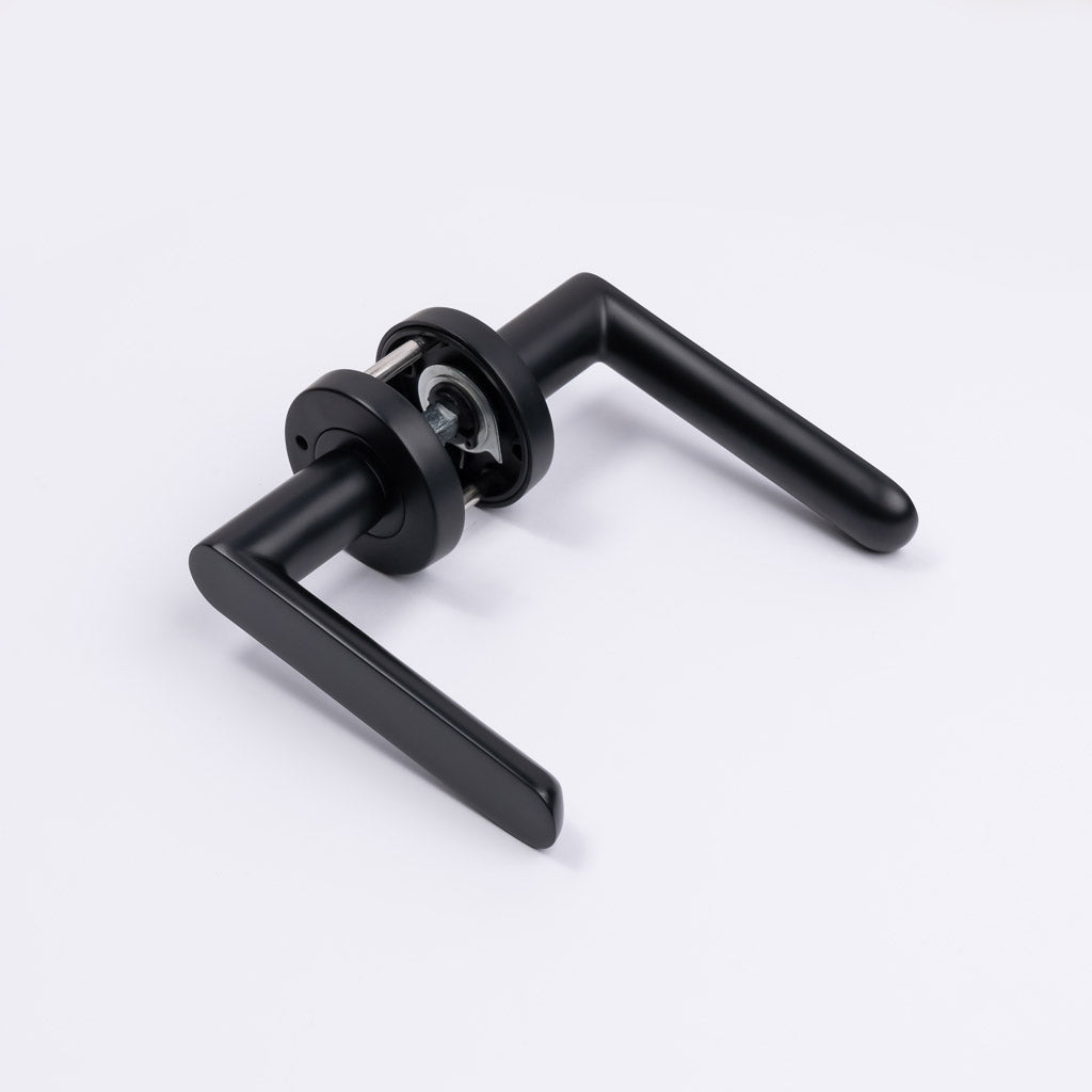 Matt Black Privacy Door Handle - Fairhaven - Manovella