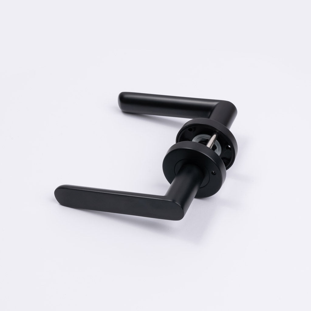Matt Black Privacy Door Handle - Fairhaven - Manovella