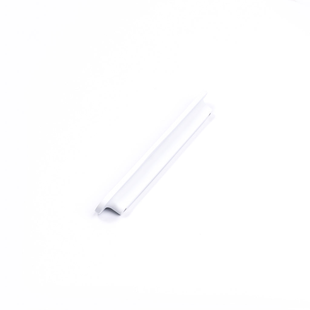 White Oval Profile Cabinet Pull - Imogen - Manovella