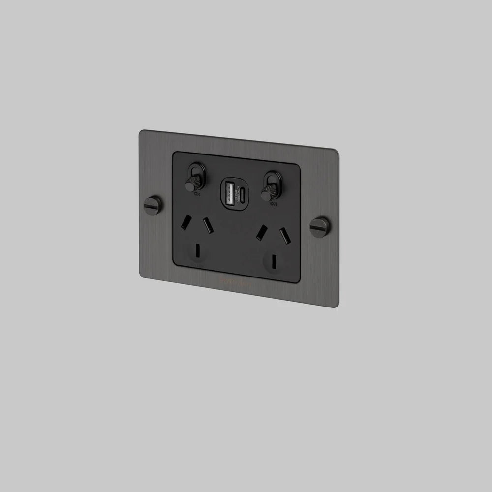 2G GPO SOCKET / USB A + C / WITH LOGO / CROSS - Buster + Punch