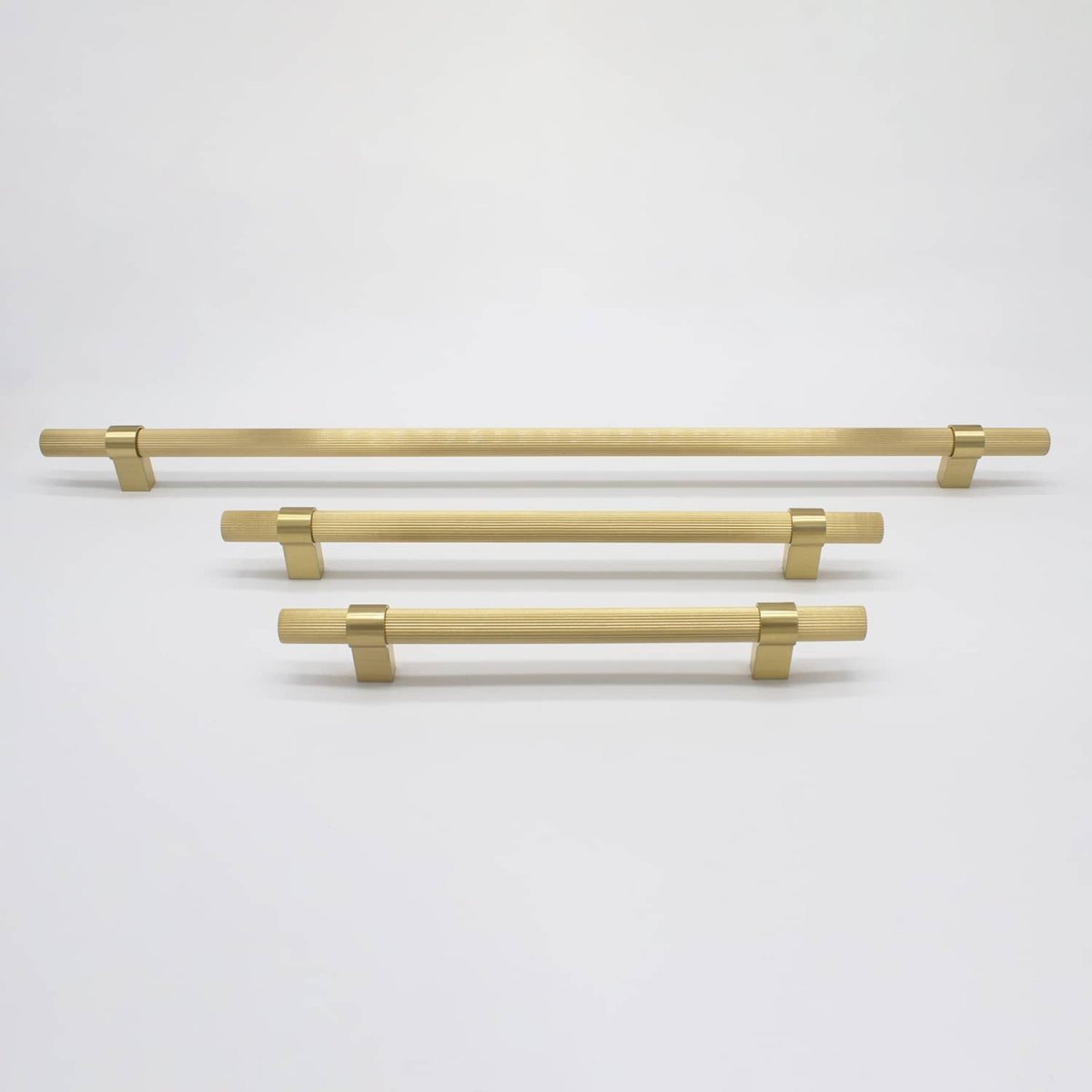 Brushed Brass Fluted Pull - Cassandra - Manovella - Entry - Point - CABCAS500BB - Manovella