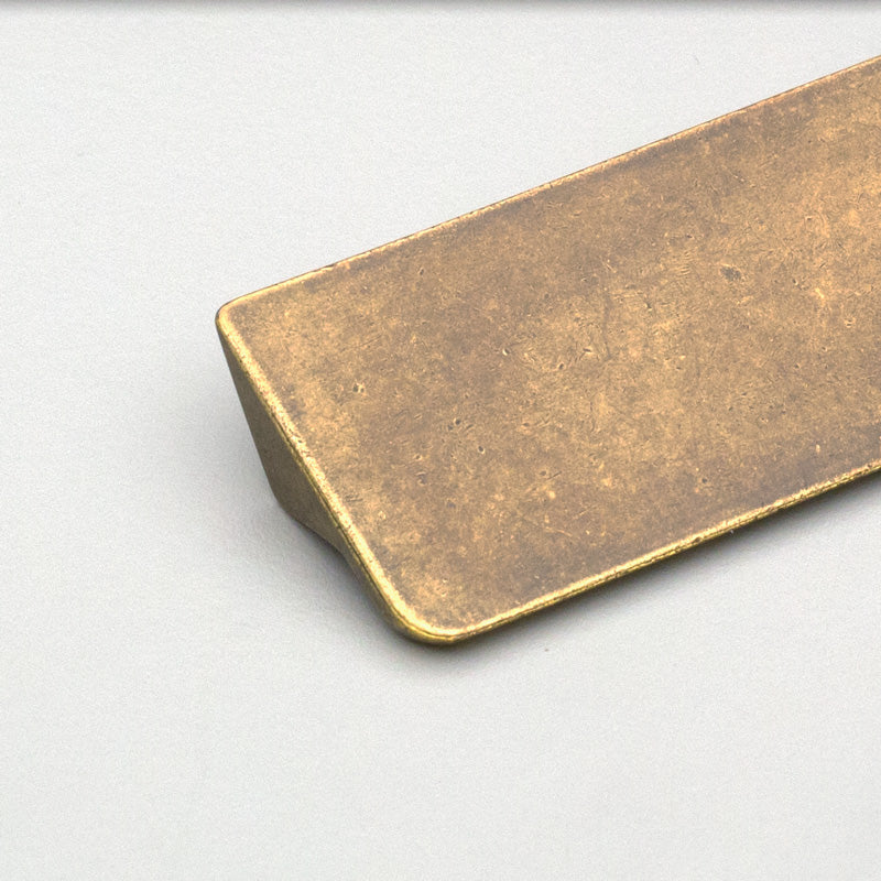 HT021 Kimera Handle by Kethy