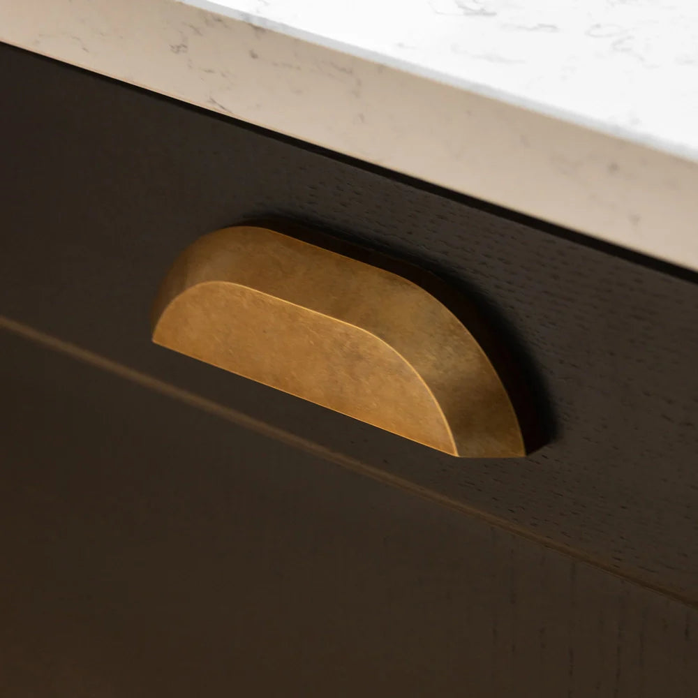 Victoria Plain Cup Pull Handle By Armac Martrin