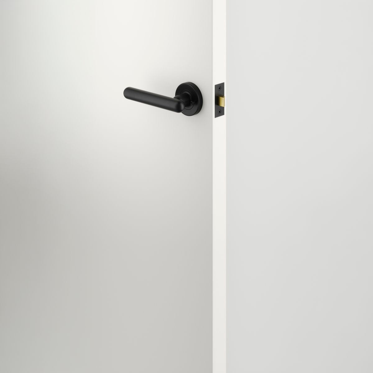 IVER Puerto Solid Brass Round Rose Door Handle – Multiple Finishes Available