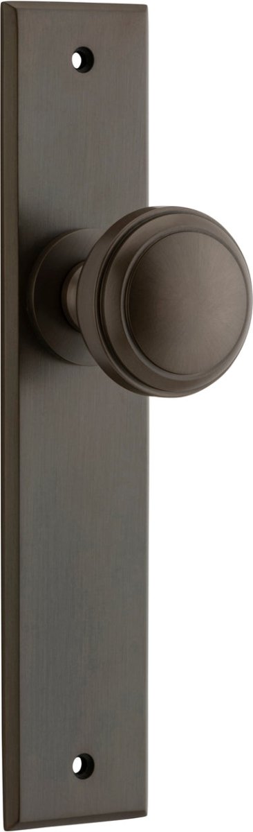 Paddington Knob - Chamfered Backplate - Entry - Point - 15331 - Iver