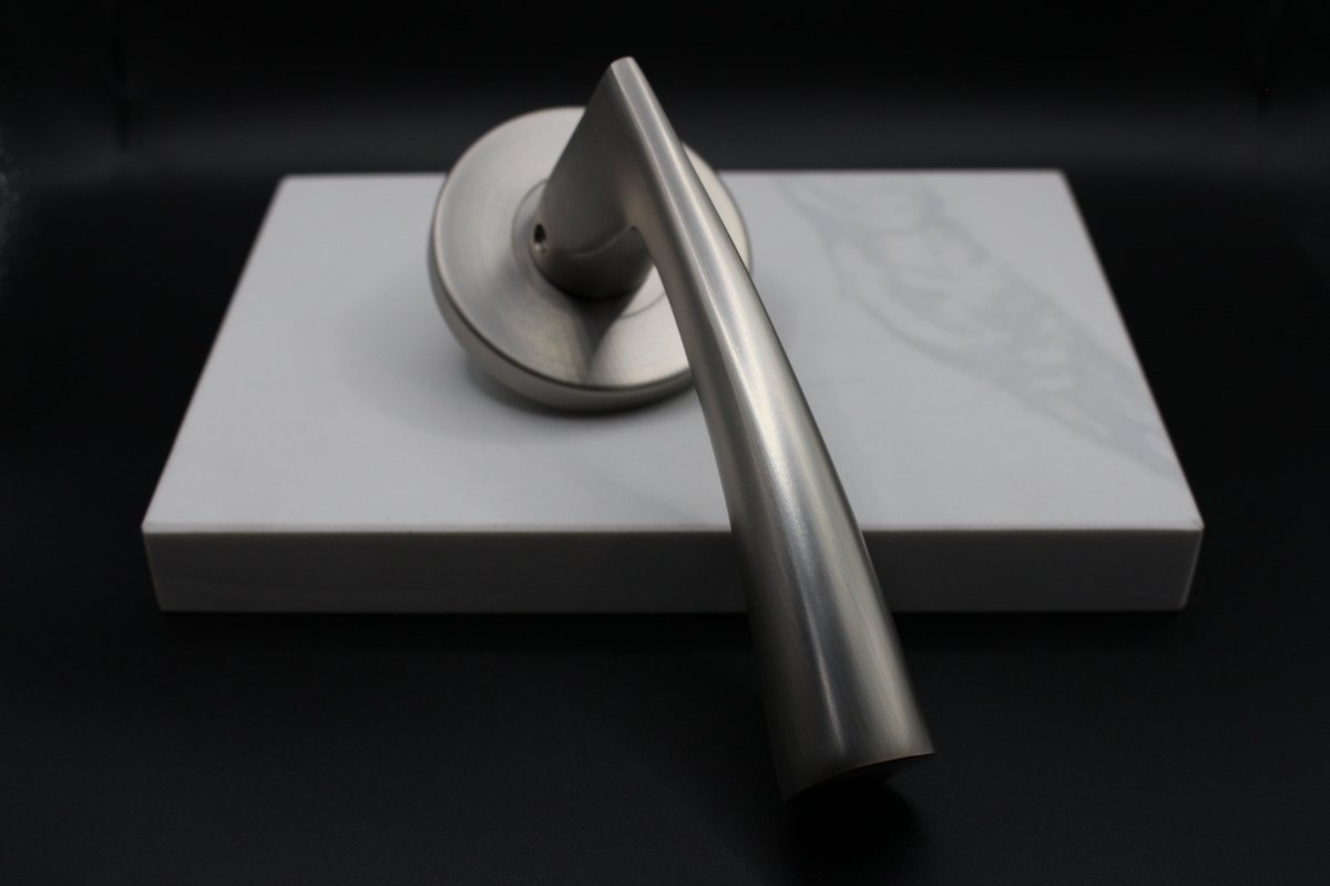 The Curve in Smooth Nickel By Havolka - Entry - Point - HVK.05R.MSN - Havolka