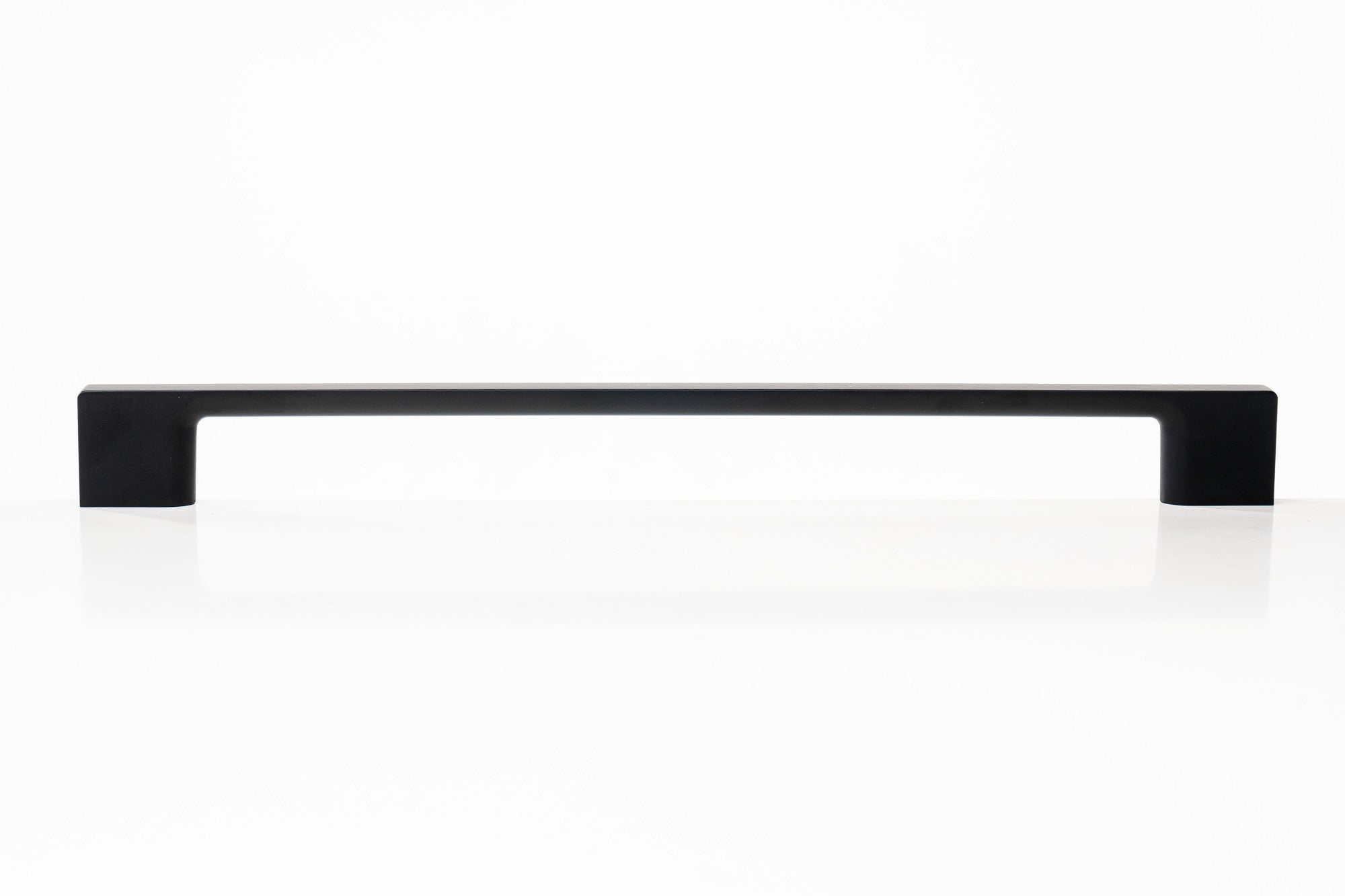 The Edge Appliance Pull in Smooth Black By Havolka