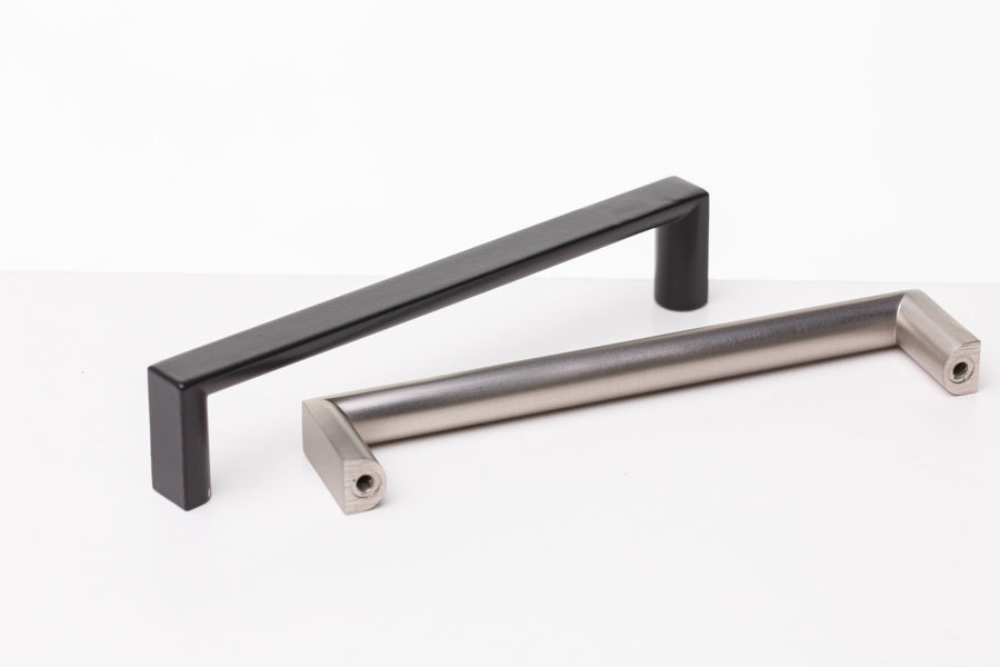 The Linear Cabinet Handle – Smooth Nickel