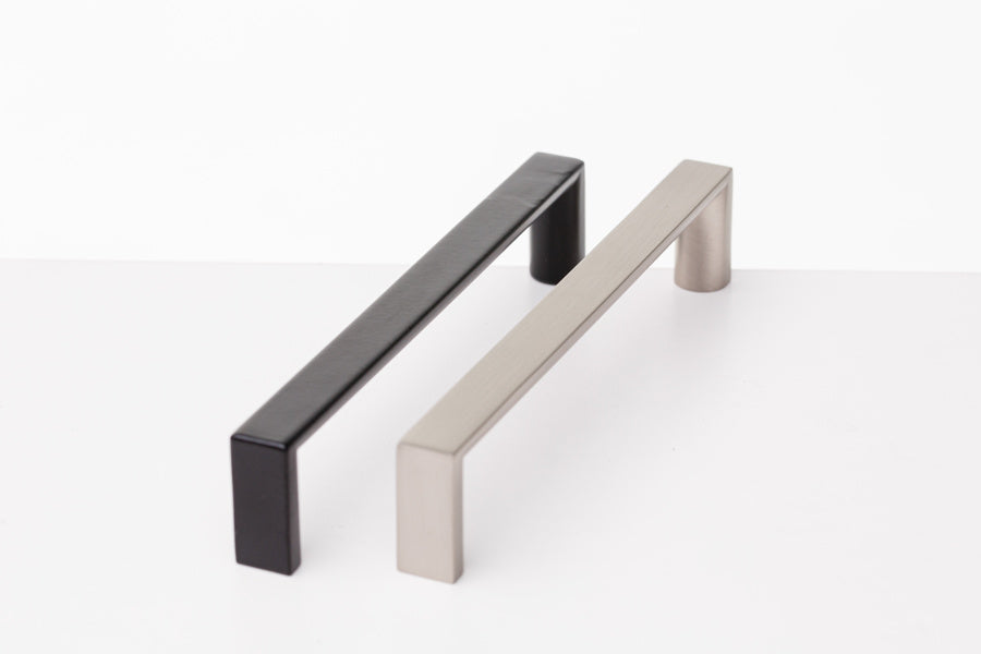 The Linear Cabinet Handle – Smooth Nickel