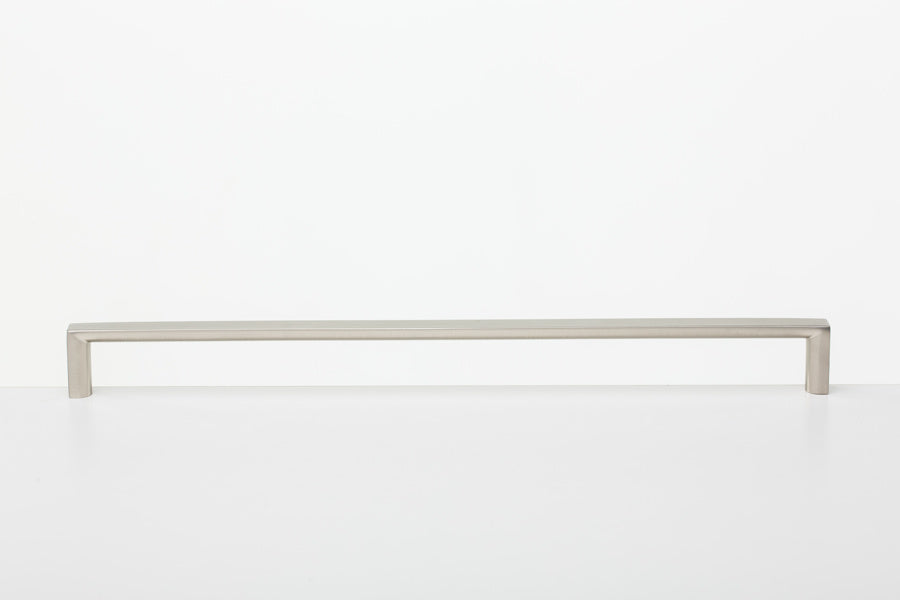 The Linear Cabinet Handle – Smooth Nickel