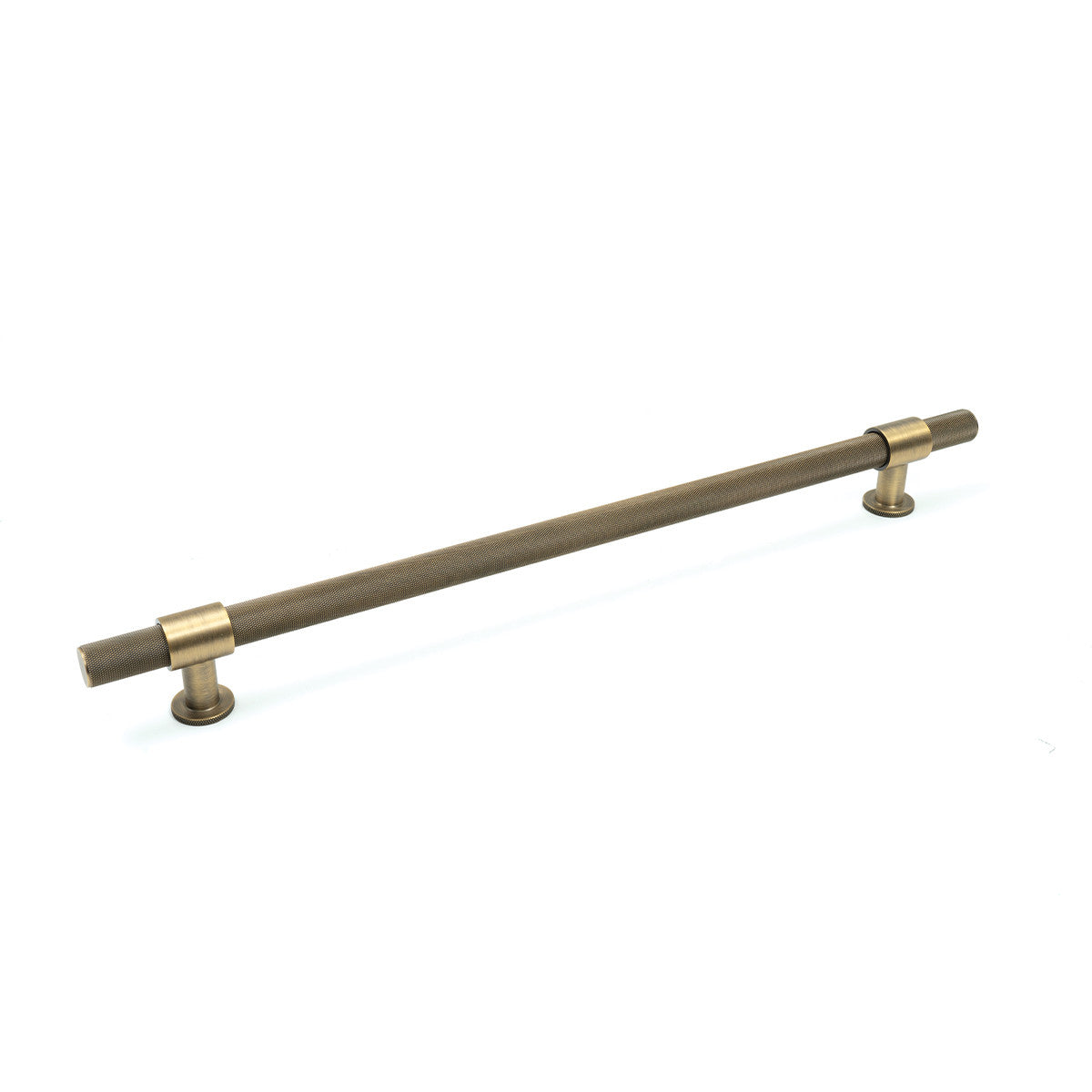The Belgravia Knurled Bar Pull By Momo