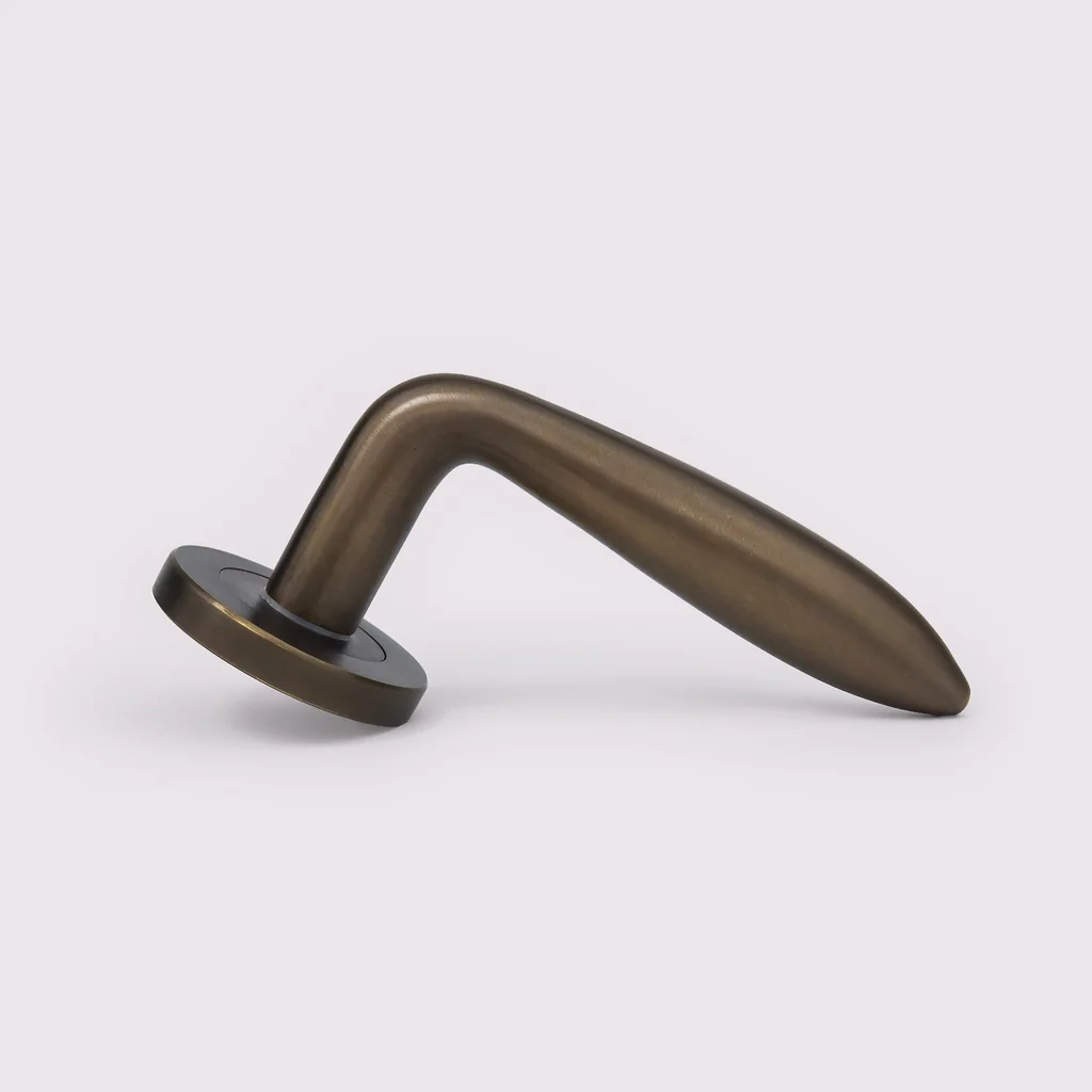 Clover Door Lever - Antique Bronze By Hepburn