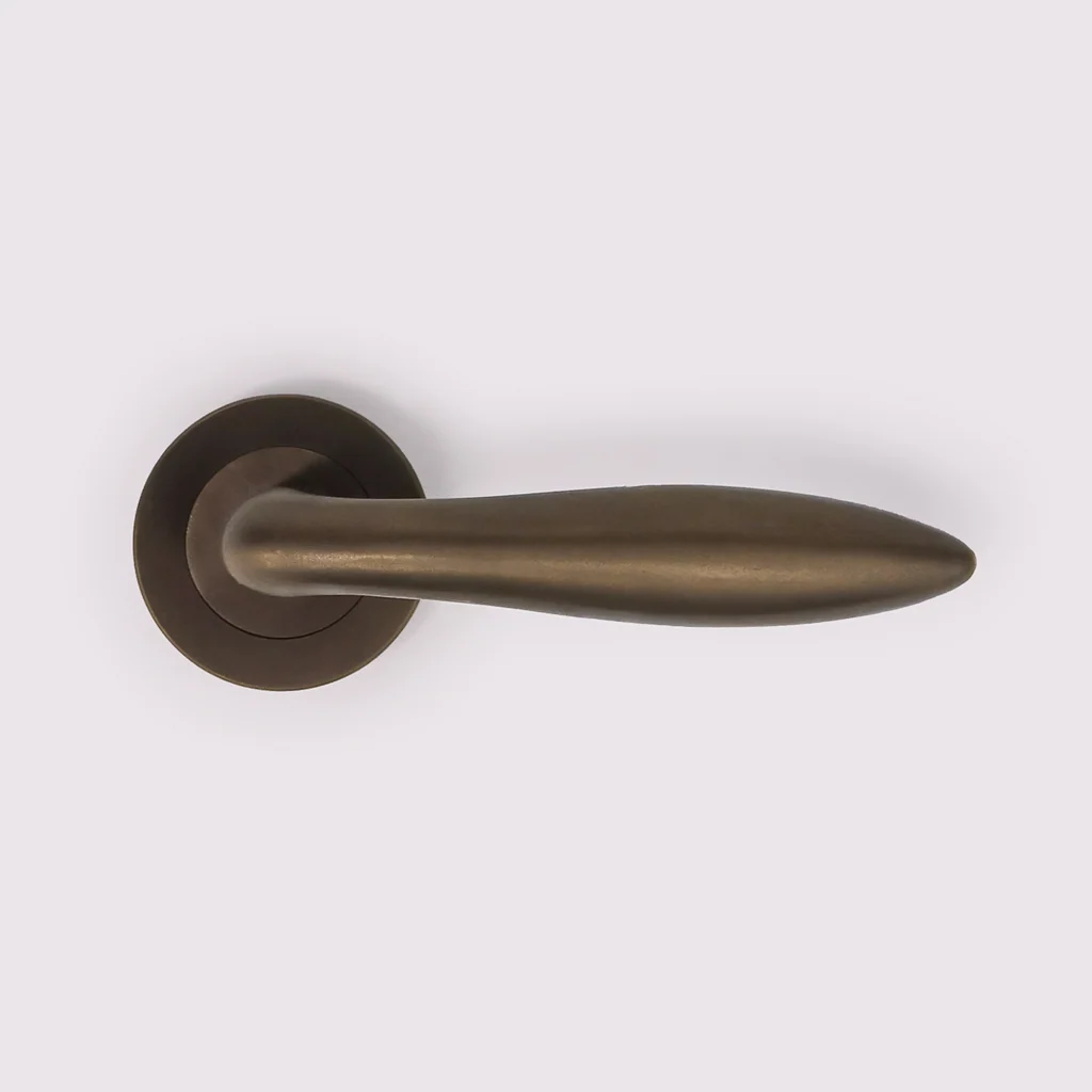 Clover Door Lever - Antique Bronze By Hepburn